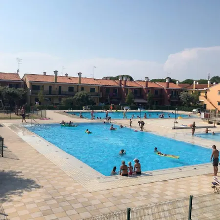 Charming House Near The With Pool Apartment Bibione
