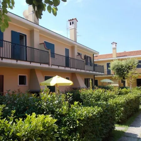 Charming House Near The With Pool * Bibione