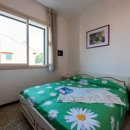 Charming House Near The With Pool Apartment Bibione